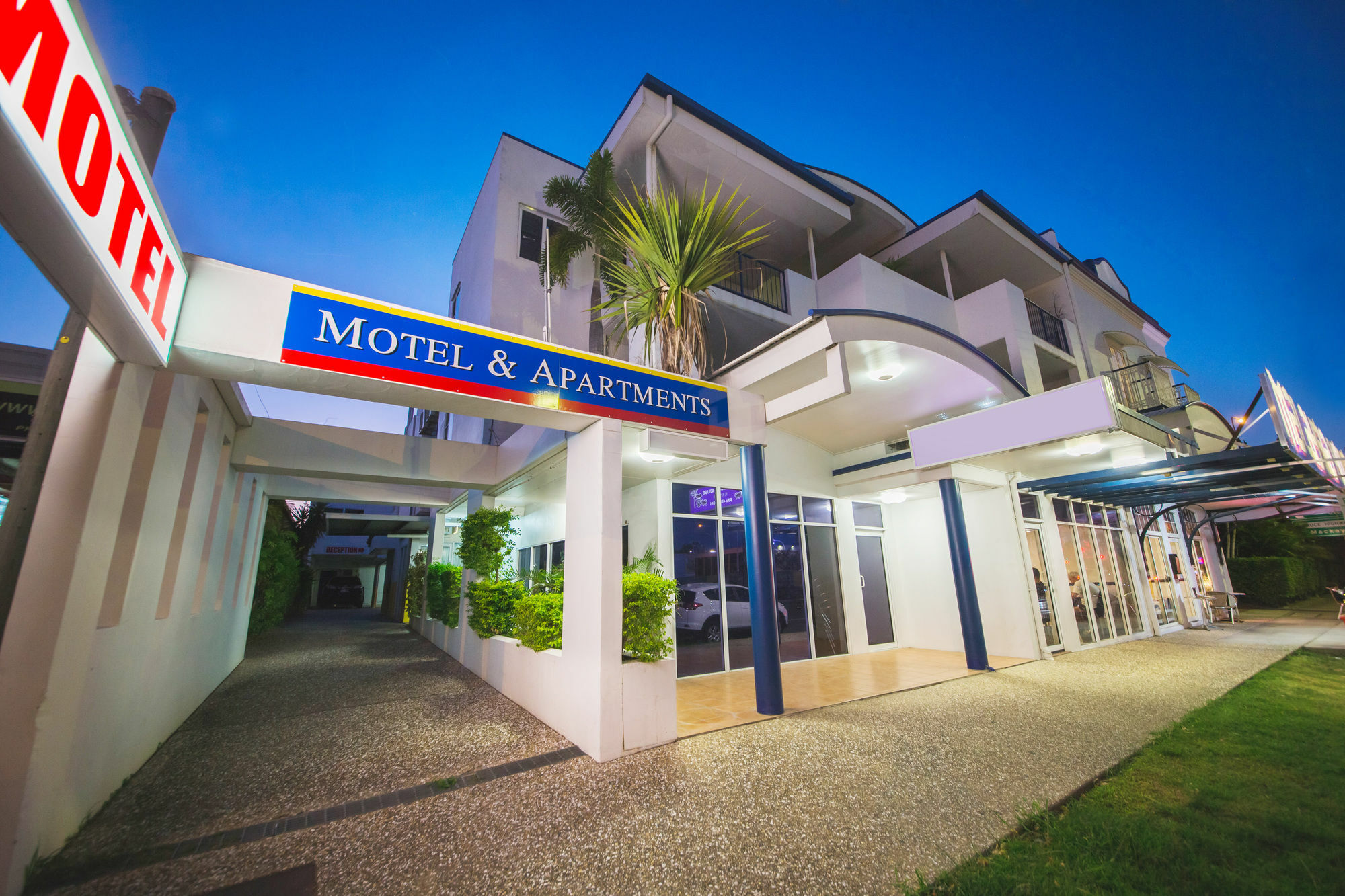 Cosmopolitan Motel&apartamentos con servicio Rockhampton Exterior foto